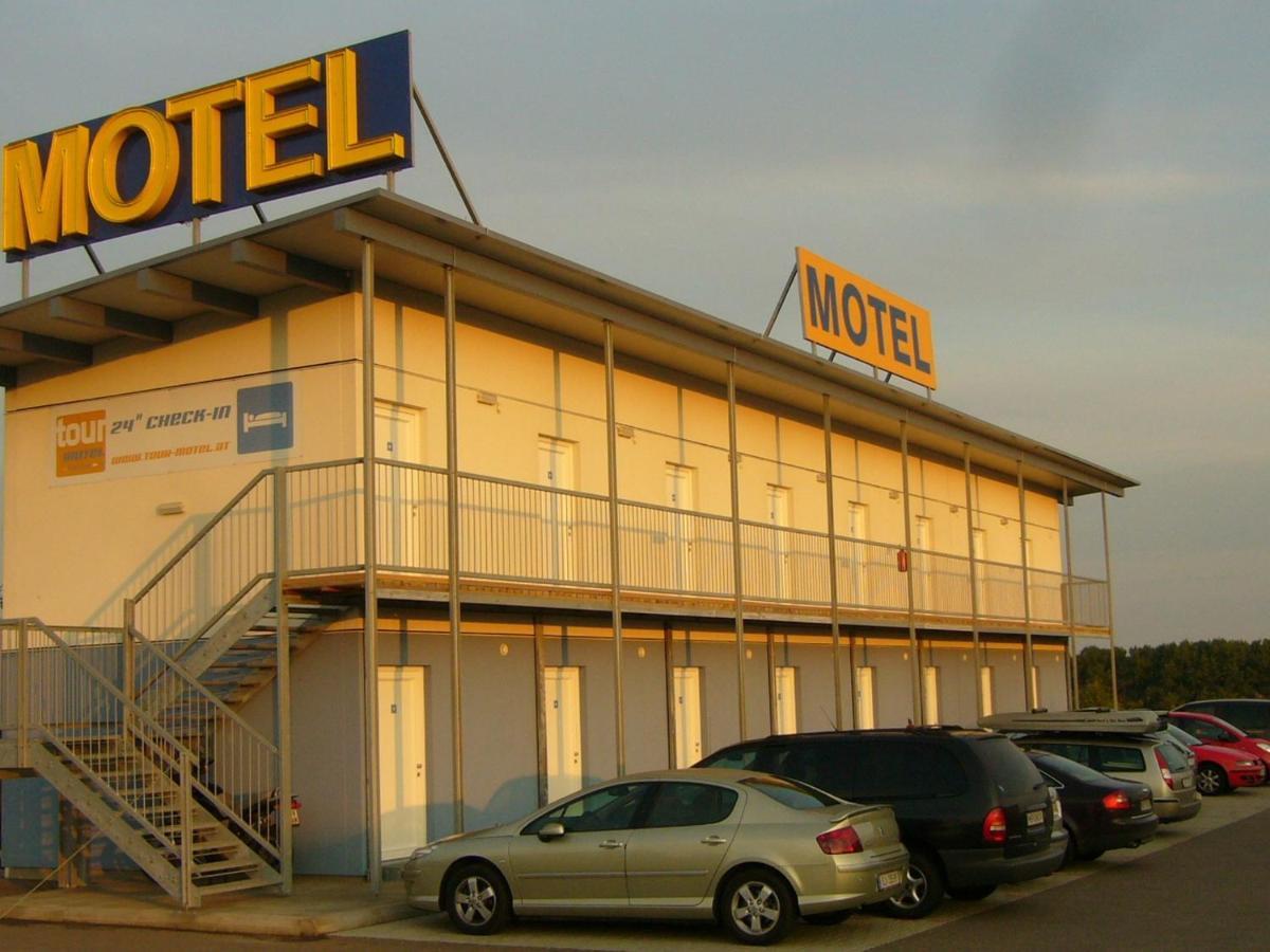 Tour-Motel Wilfersdorf  Dış mekan fotoğraf